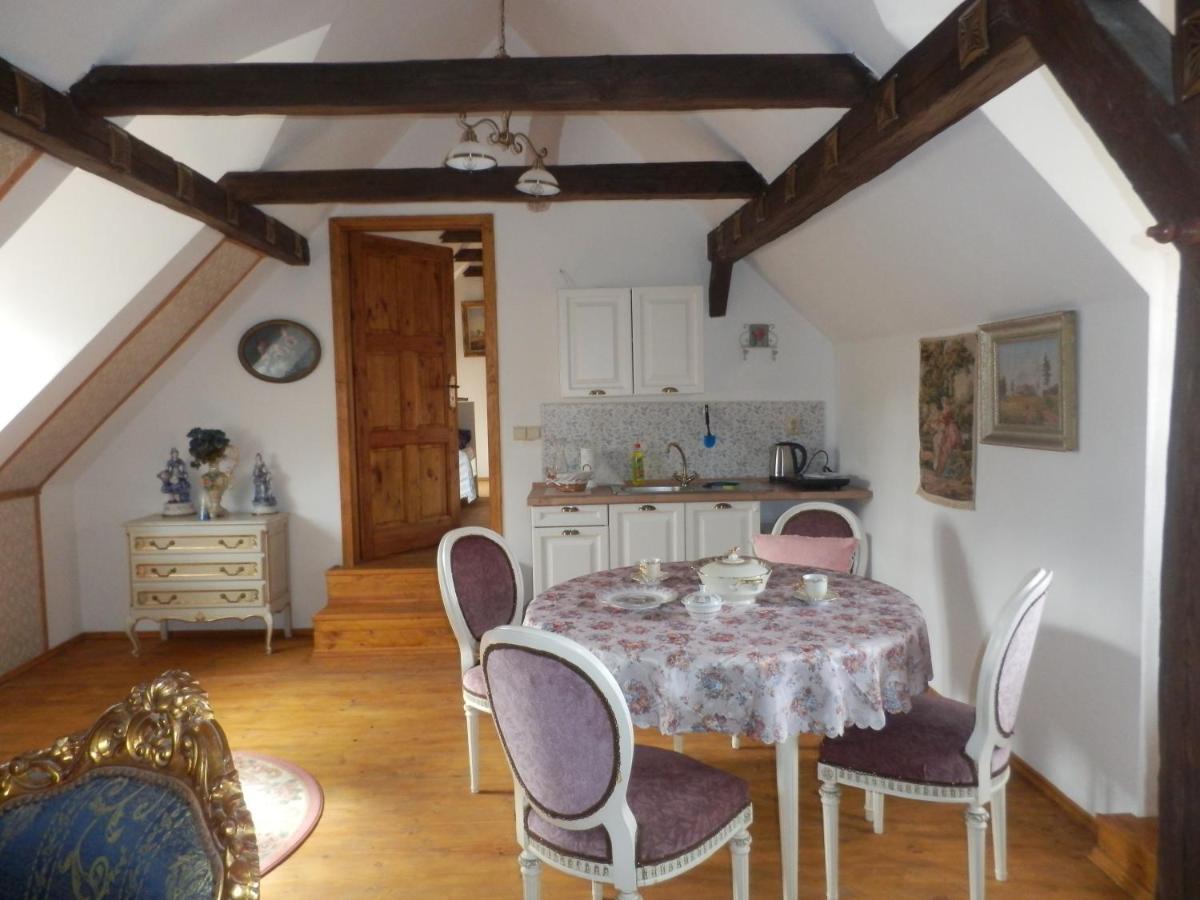 Zamecek Zdiky - Zamecky Apartman Bujanov Exterior foto