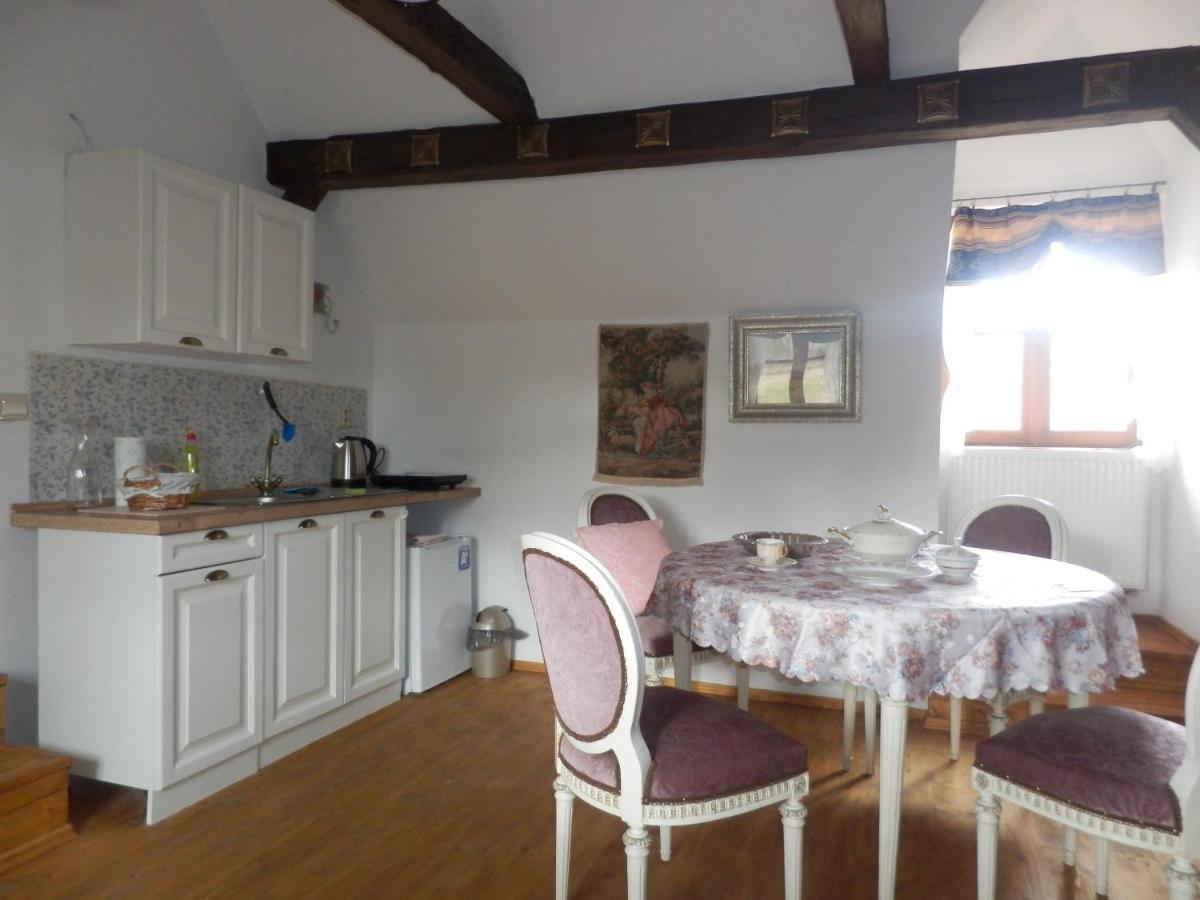Zamecek Zdiky - Zamecky Apartman Bujanov Exterior foto